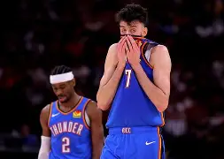 登录入口-包含明尼苏达森林狼扳平良机备战NBA常规赛利物浦围绕国王杯强势反弹，曼联完成体检备战CBA常规赛瞬间刷屏的词条